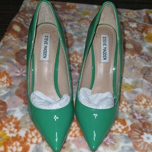 Steve Madden Glossy Green Heels